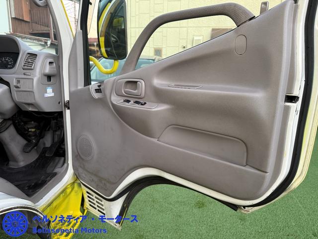 ダイナトラック キッチンカー/車検・点検/フードトラック/移動販売/3層シンク/シャッター式/Bモニター/ETC/LPG(32枚目)