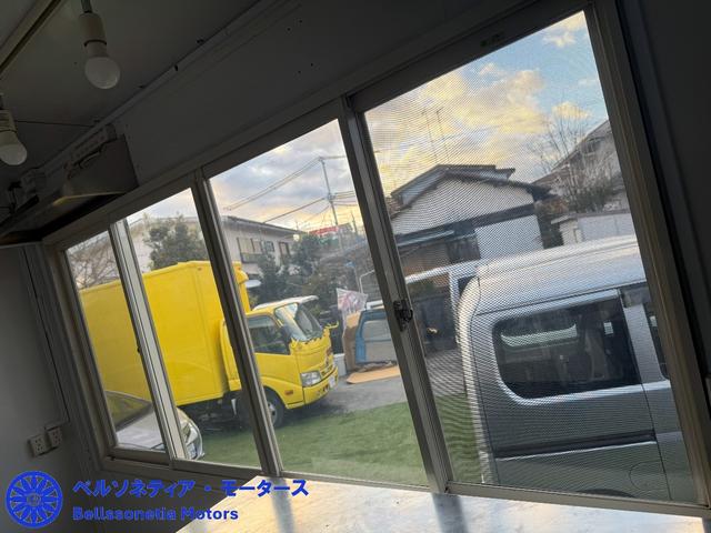 タイタンダッシュ キッチンカー/フードトラック/3層シンク/Bモニター/Bカメラ/ETC/ガソリン/AT(27枚目)