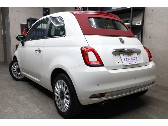 ５００Ｃ ツインエア　ドルチェヴィータ　右ハンドル　４人乗り　レッドソフトトップ　１５インチＡＷ　５速デュアロジック　純正ディスプレイオーディオ　ステアリングスイッチ　ＥＴＣ（10枚目）