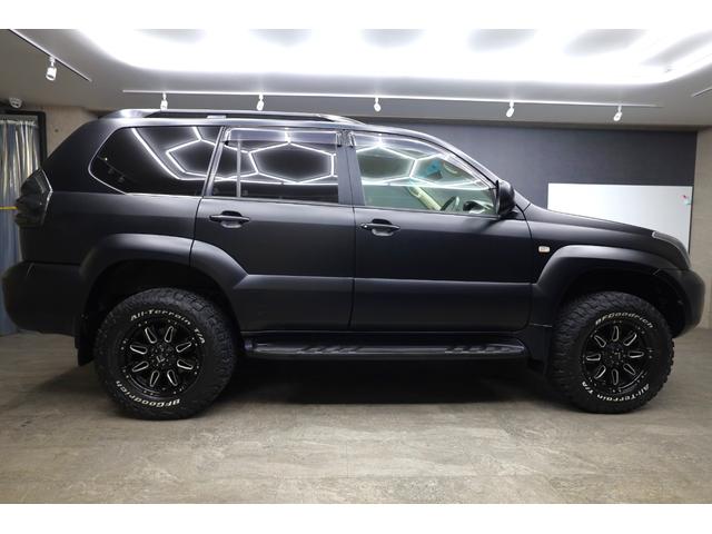 ランドクルーザープラド TZ TZ 8人乗り マットカラーカスタム 社外ヘッドライト・リアテール 17インチホイール・オールテレーンタイヤ クルーズコントロール 純正ナビ ルーフレール ETC(14枚目)