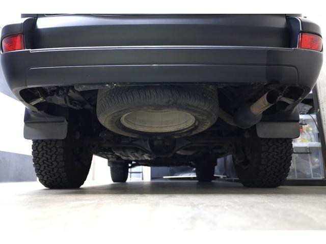 ランドクルーザープラド TZ TZ 8人乗り マットカラーカスタム 社外ヘッドライト・リアテール 17インチホイール・オールテレーンタイヤ クルーズコントロール 純正ナビ ルーフレール ETC(16枚目)