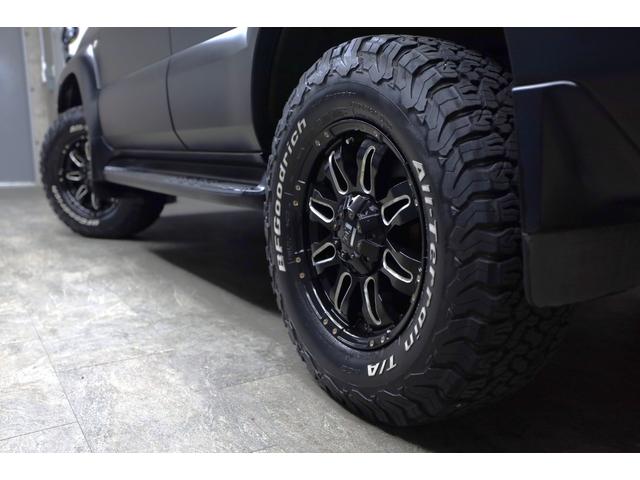 ランドクルーザープラド TZ TZ 8人乗り マットカラーカスタム 社外ヘッドライト・リアテール 17インチホイール・オールテレーンタイヤ クルーズコントロール 純正ナビ ルーフレール ETC(18枚目)