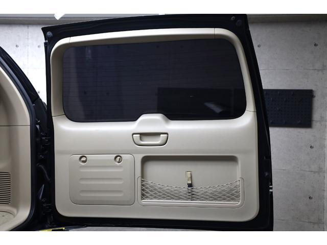 ランドクルーザープラド TZ TZ 8人乗り マットカラーカスタム 社外ヘッドライト・リアテール 17インチホイール・オールテレーンタイヤ クルーズコントロール 純正ナビ ルーフレール ETC(38枚目)