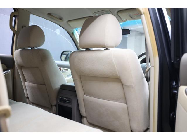 ランドクルーザープラド TZ TZ 8人乗り マットカラーカスタム 社外ヘッドライト・リアテール 17インチホイール・オールテレーンタイヤ クルーズコントロール 純正ナビ ルーフレール ETC(40枚目)