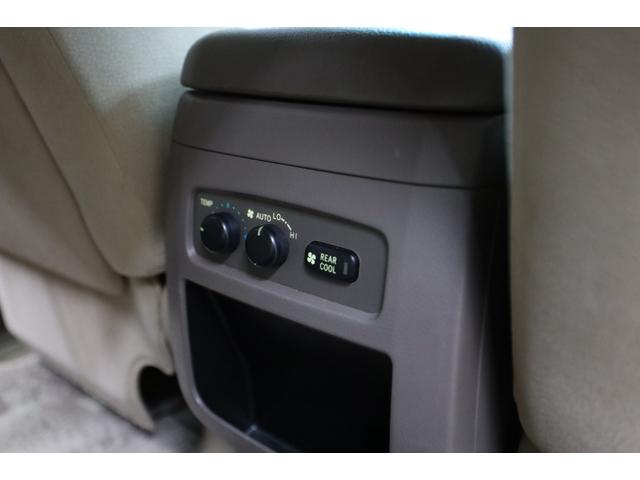 ランドクルーザープラド TZ TZ 8人乗り マットカラーカスタム 社外ヘッドライト・リアテール 17インチホイール・オールテレーンタイヤ クルーズコントロール 純正ナビ ルーフレール ETC(41枚目)