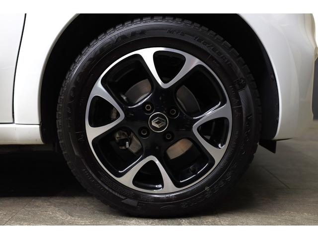 トゥインゴ ＥＤＣ　ワンオーナー　後期モデル　アルパインナビ・ＴＶ　バックカメラ　ＬＥＤヘッドランプ　クルーズコントロール　レーンキープアシスト　クリアランスソナー　純正１５インチＡＷ　右ハンドル　４人乗り（4枚目）