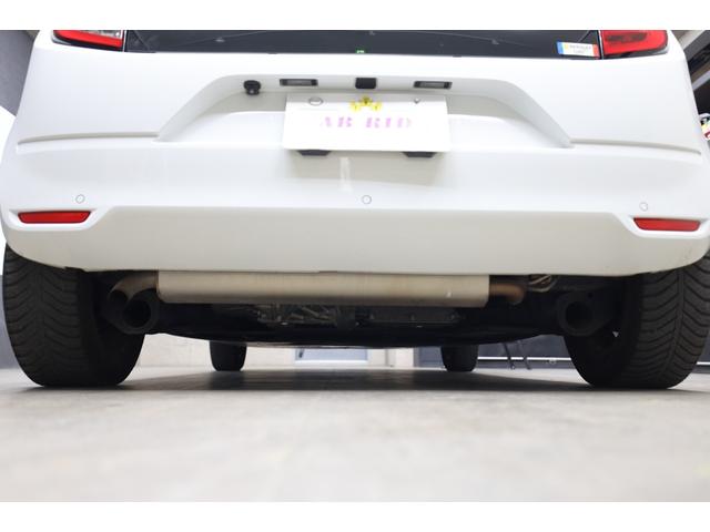 トゥインゴ ＥＤＣ　ワンオーナー　後期モデル　アルパインナビ・ＴＶ　バックカメラ　ＬＥＤヘッドランプ　クルーズコントロール　レーンキープアシスト　クリアランスソナー　純正１５インチＡＷ　右ハンドル　４人乗り（16枚目）