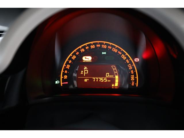 トゥインゴ ＥＤＣ　ワンオーナー　後期モデル　アルパインナビ・ＴＶ　バックカメラ　ＬＥＤヘッドランプ　クルーズコントロール　レーンキープアシスト　クリアランスソナー　純正１５インチＡＷ　右ハンドル　４人乗り（26枚目）