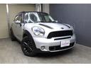 ＭＩＮＩ クーパーＳ　クロスオーバー　クリスタルシルバーメタリック　５人乗り　ツートン車　社外ナビ・ＴＶ・バックカメラ　パドルシフト　１７インチＡＷ　キーレス　ＥＴＣ（6枚目）