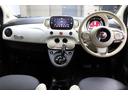 ５００Ｃ ツインエア　ドルチェヴィータ　右ハンドル　４人乗り　レッドソフトトップ　１５インチＡＷ　５速デュアロジック　純正ディスプレイオーディオ　ステアリングスイッチ　ＥＴＣ（3枚目）