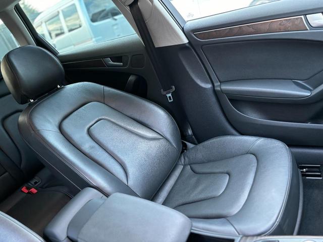 Ａ４アバント ２．０ＴＦＳＩ　Ａ４アバント２．０ＴＦＳＩ　ＳＥパッケージ　ＫＷ車高調サンルーフ　１９インチＡＷ　バックカメラ　禁煙車修復歴無し　車検２年付（27枚目）