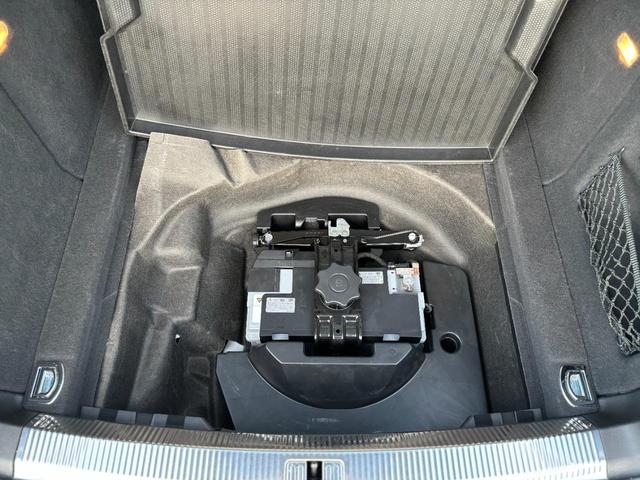 Ａ４アバント ２．０ＴＦＳＩ　Ａ４アバント２．０ＴＦＳＩ　ＳＥパッケージ　ＫＷ車高調サンルーフ　１９インチＡＷ　バックカメラ　禁煙車修復歴無し　車検２年付（33枚目）