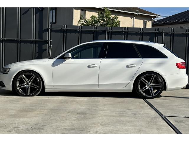 Ａ４アバント ２．０ＴＦＳＩ　Ａ４アバント２．０ＴＦＳＩ　ＳＥパッケージ　ＫＷ車高調サンルーフ　１９インチＡＷ　バックカメラ　禁煙車修復歴無し　車検２年付（40枚目）
