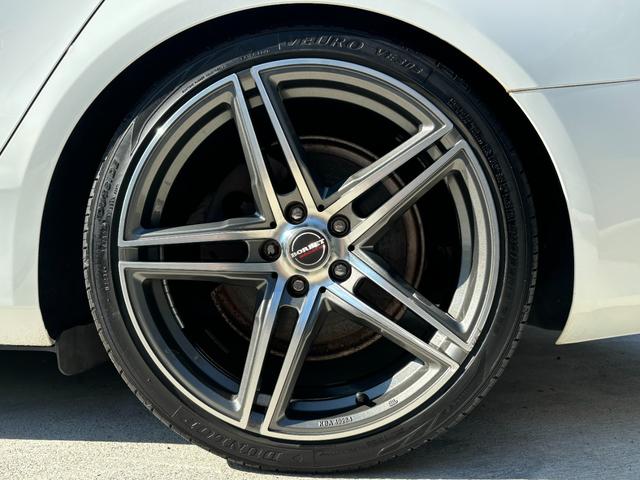 Ａ４アバント ２．０ＴＦＳＩ　Ａ４アバント２．０ＴＦＳＩ　ＳＥパッケージ　ＫＷ車高調サンルーフ　１９インチＡＷ　バックカメラ　禁煙車修復歴無し　車検２年付（67枚目）
