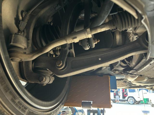 Ａ４アバント ２．０ＴＦＳＩ　Ａ４アバント２．０ＴＦＳＩ　ＳＥパッケージ　ＫＷ車高調サンルーフ　１９インチＡＷ　バックカメラ　禁煙車修復歴無し　車検２年付（70枚目）