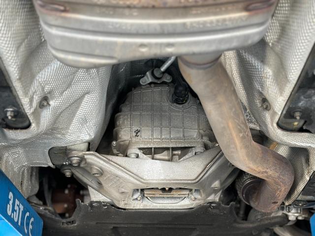 Ａ４アバント ２．０ＴＦＳＩ　Ａ４アバント２．０ＴＦＳＩ　ＳＥパッケージ　ＫＷ車高調サンルーフ　１９インチＡＷ　バックカメラ　禁煙車修復歴無し　車検２年付（72枚目）