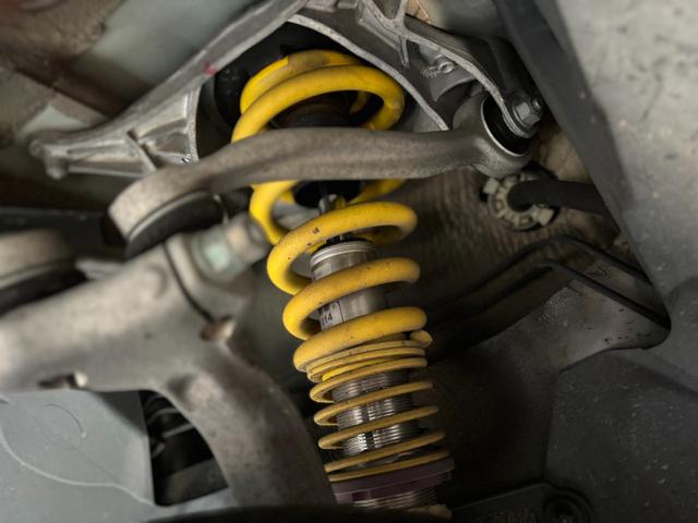 Ａ４アバント ２．０ＴＦＳＩ　Ａ４アバント２．０ＴＦＳＩ　ＳＥパッケージ　ＫＷ車高調サンルーフ　１９インチＡＷ　バックカメラ　禁煙車修復歴無し　車検２年付（74枚目）