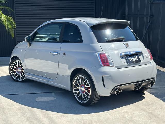 アバルト５９５ ツーリズモ　黒革シート　純正１７インチアルミホイール　ナビ　ＴＶ　ＥＴＣ　ＨＩＤヘッドライト　フォグランプ　パドルシフト　ブーストメーター（46枚目）