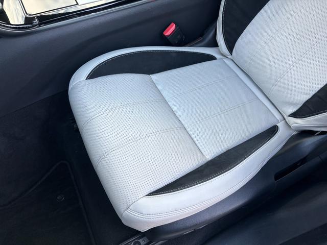 レンジローバーヴェラール Ｒ　ダイナミック　Ｓ　２５０ＰＳ　ＭＥＲＩＤＩＡＮサウンド　白革氏シート　シートヒーター　純正ナビ　ＴＶ　ＥＴＣ　ドラレコ　３６０カメラ　純正２１インチアルミホイール　ＬＥＤライト　パワーバックドア（24枚目）