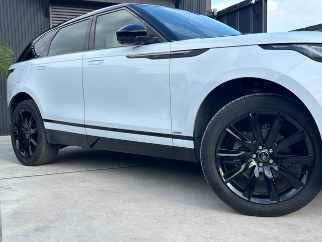 レンジローバーヴェラール Ｒ　ダイナミック　Ｓ　２５０ＰＳ　ＭＥＲＩＤＩＡＮサウンド　白革氏シート　シートヒーター　純正ナビ　ＴＶ　ＥＴＣ　ドラレコ　３６０カメラ　純正２１インチアルミホイール　ＬＥＤライト　パワーバックドア（41枚目）