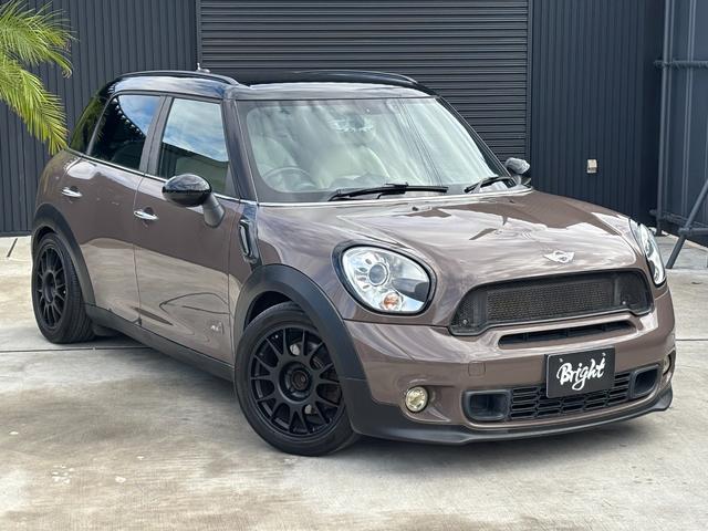 ＭＩＮＩ クーパーＳ　クロスオーバー　オール４　ローダウン　タワーバー　ＢＭＣエアクリーナー　社外１７インチアルミホイール　４ＷＤ　６速ＡＴ　ターボ　ＨＩＤヘッドライト　フォグ　シートヒーター　ＥＴＣ　ＣＤ　ＡＵＸ（35枚目）