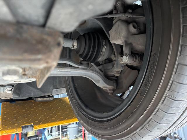 ＭＩＮＩ クーパーＳ　クロスオーバー　オール４　ローダウン　タワーバー　ＢＭＣエアクリーナー　社外１７インチアルミホイール　４ＷＤ　６速ＡＴ　ターボ　ＨＩＤヘッドライト　フォグ　シートヒーター　ＥＴＣ　ＣＤ　ＡＵＸ（68枚目）