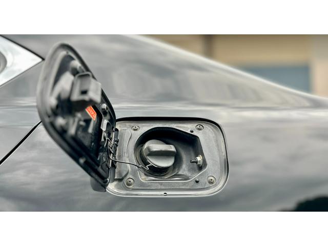 ＬＳ ＬＳ６００ｈ　バージョンＵ　Ｉパッケージ　４ＷＤ　ＥＴＣ　クリアランスソナー　オートクルーズコントロール　ＴＶ　アルミホイール　ＬＥＤヘッドランプ　サンルーフ　ＣＶＴ　シートエアコン　スマートキー　アイドリングストップ　電動格納ミラー（22枚目）