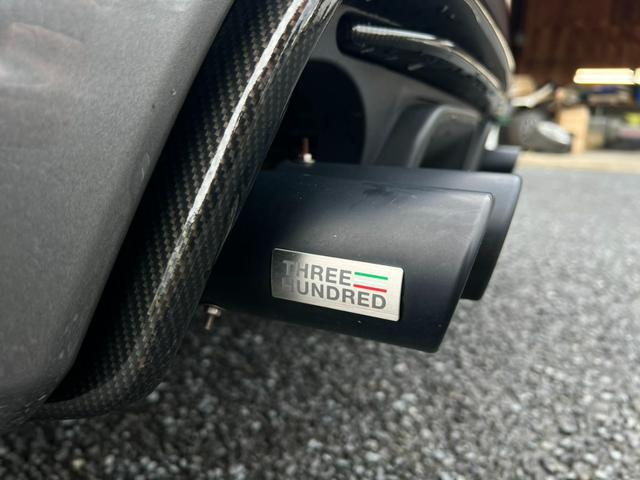 アバルト５９５ コンペティツィオーネ　スティーレ　ドライブレコーダー　クリアランスソナー　アルミホイール　ＨＩＤ　革シート　キーレスエントリー　ＡＴ　盗難防止システム　ＡＢＳ　ＥＳＣ　ＵＳＢ　エアコン　パワーステアリング　パワーウィンドウ（21枚目）