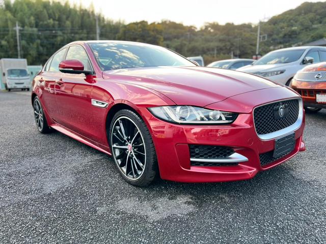 ＸＥ ＸＥ　Ｒ－スポーツ　クリアランスソナー　オートクルーズコントロール　アルミホイール　ＨＩＤ　ＡＴ　エアコン　パワーステアリング　パワーウィンドウ（3枚目）