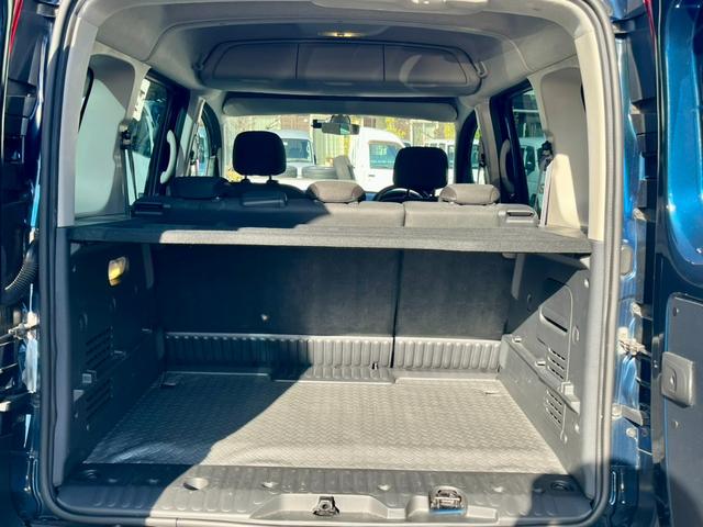 カングー ゼン　ドライブレコーダー　ＥＴＣ　バックカメラ　ナビ　ＴＶ　オートクルーズコントロール　両側スライドドア　ＭＴ　ルーフレール　アルミホイール　ＣＤ　ＵＳＢ　盗難防止システム　ＡＢＳ　エアコン（14枚目）