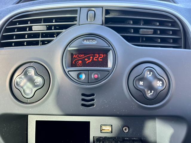 カングー ゼン　ドライブレコーダー　ＥＴＣ　バックカメラ　ナビ　ＴＶ　オートクルーズコントロール　両側スライドドア　ＭＴ　ルーフレール　アルミホイール　ＣＤ　ＵＳＢ　盗難防止システム　ＡＢＳ　エアコン（22枚目）