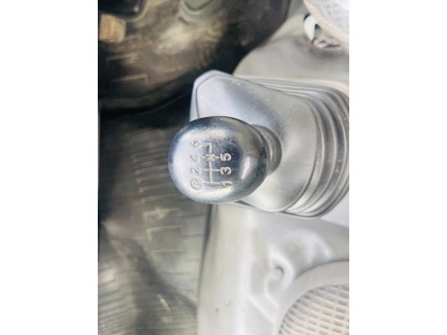 デュトロ ヒラボディ長さ４３５幅２０５ワイド　ロング　年式２０１８年（Ｈ３０）型式ＴＤＧ－ＸＺＵ７１２Ｍ最大積載量３，５００ｋｇ車両重量３，４６０ｋｇ車両総重７，１２５ｋｇ車体寸法全長６，２００ｍｍ　×　全幅　２，１８０ｍｍ　×　全高　２，２６０ｍｍ（15枚目）
