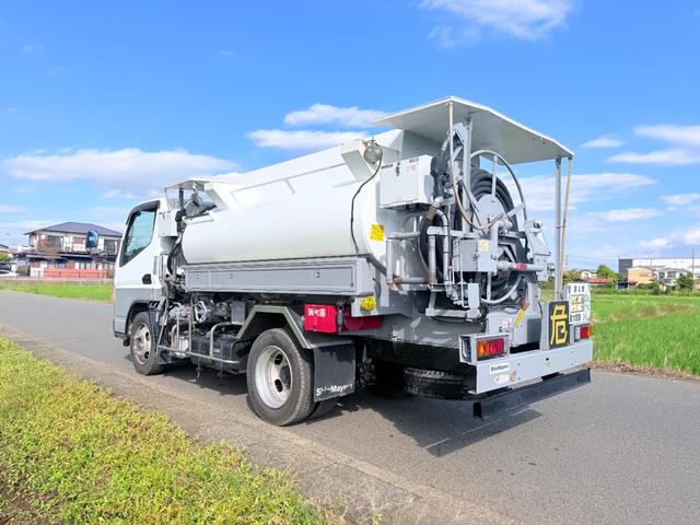 キャンター タンクローリー　３ＫＬ（5枚目）