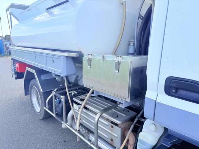 キャンター タンクローリー　３ＫＬ（18枚目）