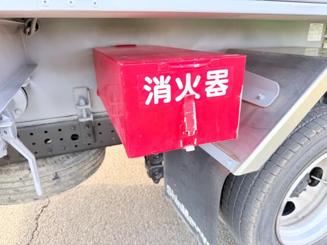 キャンター タンクローリー　３ＫＬ（36枚目）