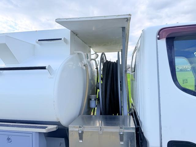 キャンター タンクローリー　３ＫＬ（40枚目）