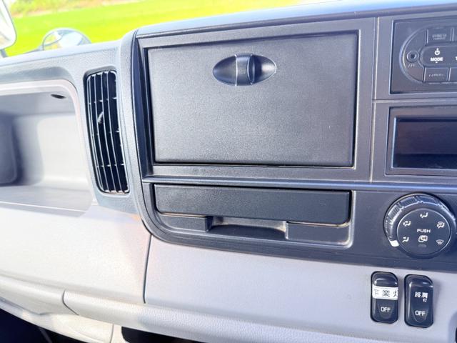 キャンター タンクローリー　３ＫＬ（50枚目）