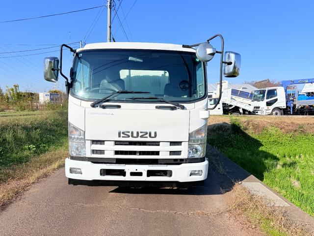 フォワード 深ダンプ　年式２０１８年（Ｈ３０）型式２ＲＧ－ＦＲＲ９０Ｓ２最大積載量３，２００ｋｇ車両重量４，６３０ｋｇ車両総重量７，９９５ｋｇ車体寸法全長　５，５００ｍｍ×全幅２，２８０ｍｍ　×全高２，５９０ｍｍ（3枚目）