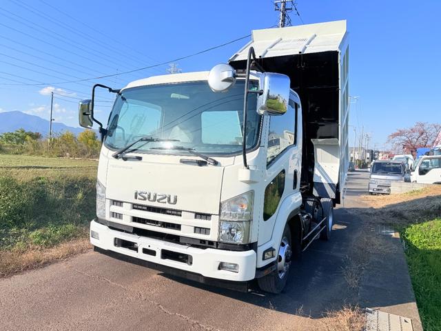 フォワード 深ダンプ　年式２０１８年（Ｈ３０）型式２ＲＧ－ＦＲＲ９０Ｓ２最大積載量３，２００ｋｇ車両重量４，６３０ｋｇ車両総重量７，９９５ｋｇ車体寸法全長　５，５００ｍｍ×全幅２，２８０ｍｍ　×全高２，５９０ｍｍ（8枚目）