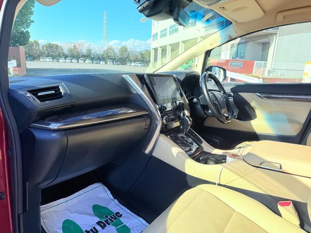 アルファードハイブリッド エグゼクティブ　ラウンジ　Ｓ　Ｅ－Ｆｏｕｒ　４ＷＤ（37枚目）