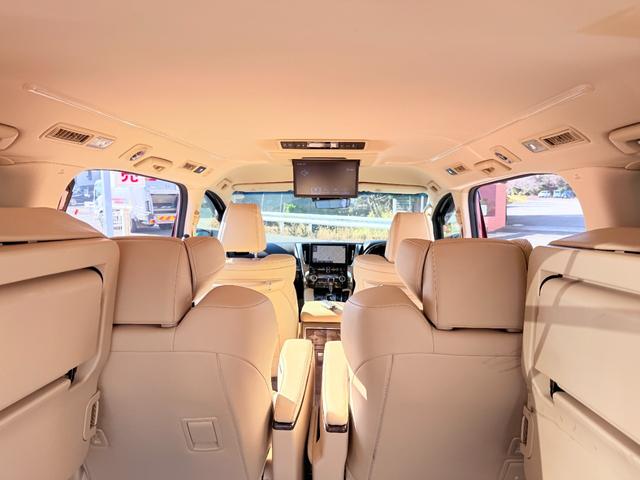 アルファードハイブリッド エグゼクティブ　ラウンジ　Ｓ　Ｅ－Ｆｏｕｒ　４ＷＤ（56枚目）