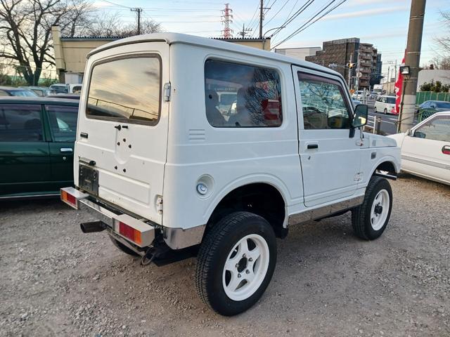 ジムニー 　車検２年付　カスタムパーツ付き（8枚目）