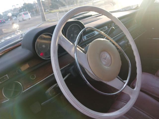 メルセデス・ベンツその他 280SE 車検2年付(12枚目)