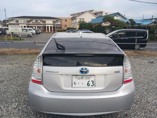 プリウス Ｓ　車検２年付（11枚目）