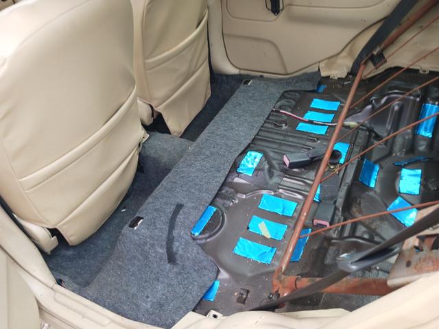 ミラジーノ ジーノ　車検２年付　外装ハケ仕上げ　２人乗り仕様（４人乗りも可能です）　社外アルミ　足回りリフレッシュ（18枚目）