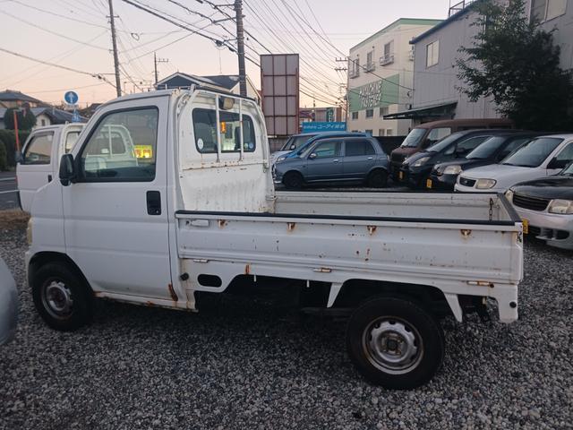 アクティトラック ベースグレード　４ＷＤ　車検２年付　エアコン　パワステ（5枚目）