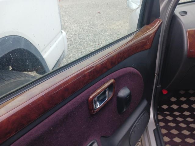 ミラジーノ ジーノ 車検2年付 フェンダーミラー 内装フルウッド(9枚目)