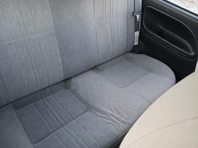 ミラ 5速マニュアルミッション 車検2年付(19枚目)