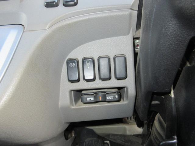 キャンター Wキャブ 6人乗り 鉄床 ETC ナビ リヤヒーター 電格ミラー(16枚目)