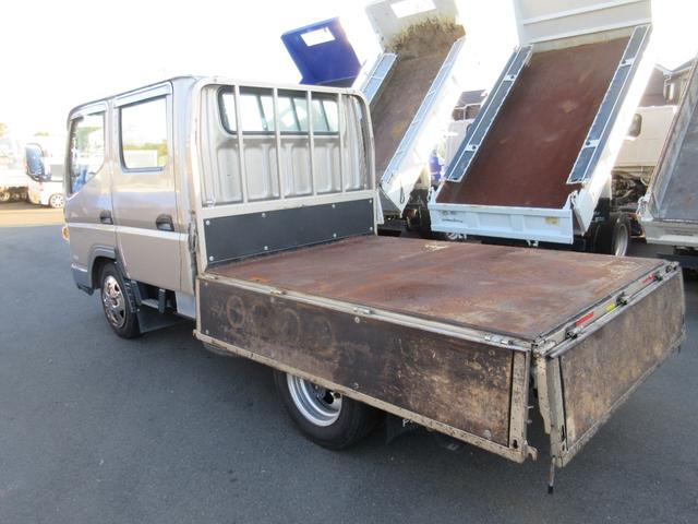 キャンター Wキャブ 6人乗り 鉄床 ETC ナビ リヤヒーター 電格ミラー(25枚目)